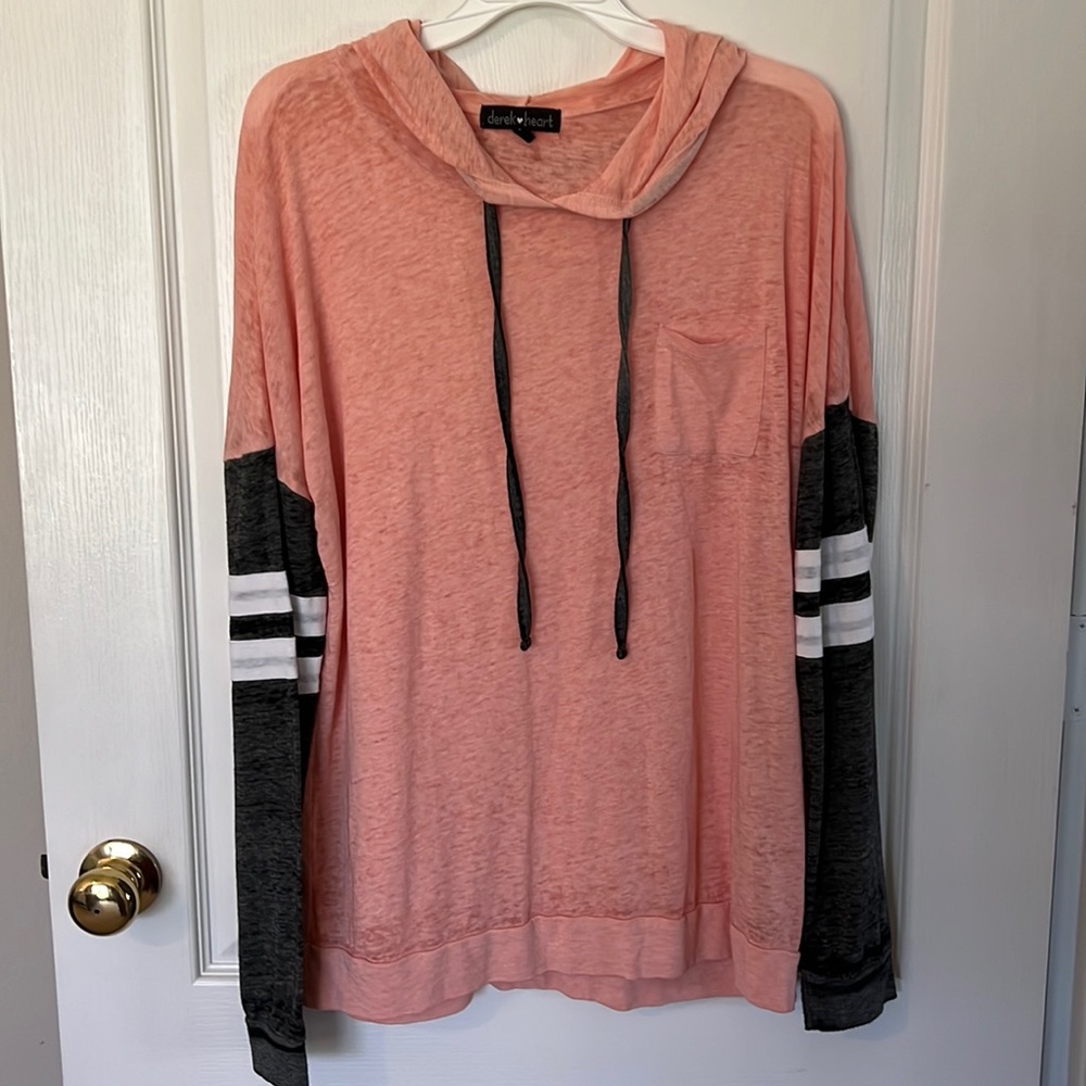 Derek Heart - Long sleeve hooded shirt